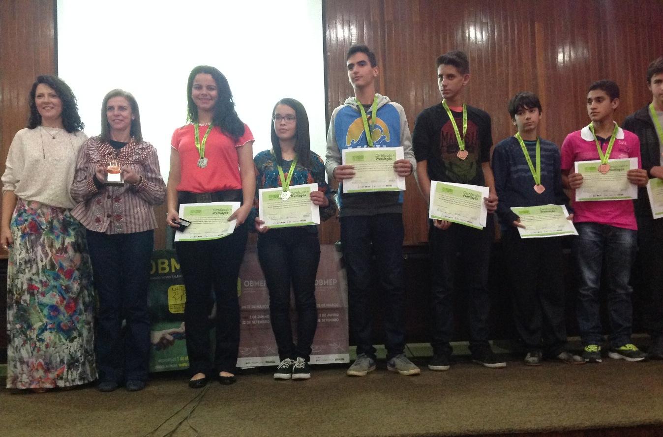 Entrega de Medalhas, Troféus e Certificados aos Premiados da Escola Municipal José Ferreira Bastos