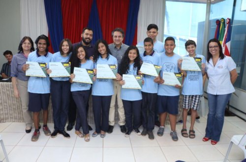 Alunos premiados da Escola José Cardoso de Lima