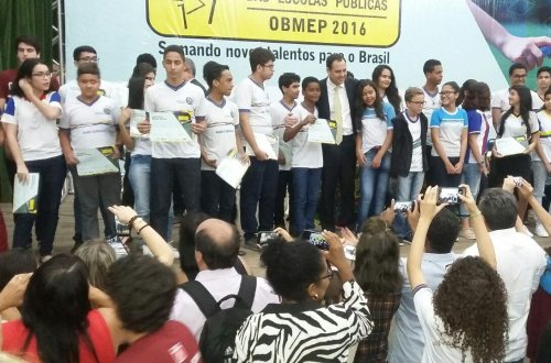Estudantes condecorados com Menção Honrosa na OBMEP 2016